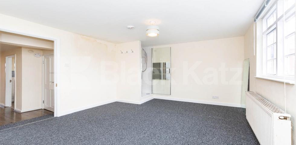 Spacious three double bedroom property in the heart of Camden Camden High Street, Camden